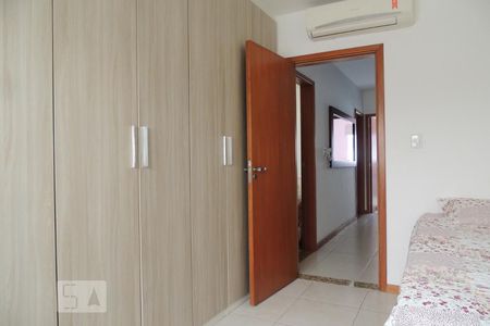 Quarto 1 de casa de condomínio para alugar com 4 quartos, 274m² em Freguesia de Jacarepaguá, Rio de Janeiro
