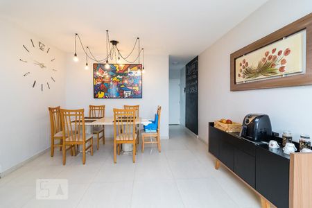 Sala de apartamento à venda com 2 quartos, 63m² em Vila Cunha Bueno, São Paulo