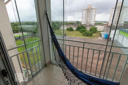 Varanda Sala de apartamento à venda com 3 quartos, 68m² em Humaitá, Porto Alegre