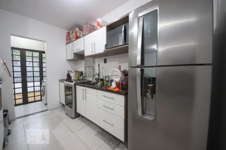 cozinha de casa de condomínio para alugar com 2 quartos, 70m² em Olaria, Canoas