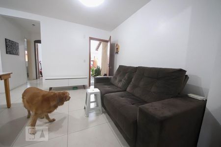 sala de casa de condomínio para alugar com 2 quartos, 70m² em Olaria, Canoas