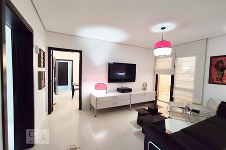 Apartamento à venda com 132m², 3 quartos e 3 vagas Apartamento à venda com 132m², 3 quartos e 3 vagasSala de TV