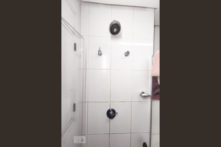 Apartamento à venda com 132m², 3 quartos e 3 vagas Apartamento à venda com 132m², 3 quartos e 3 vagasBanheiro da Suíte 2