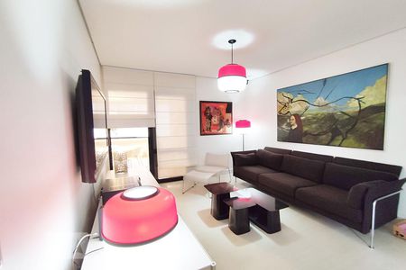 Apartamento à venda com 132m², 3 quartos e 3 vagas Apartamento à venda com 132m², 3 quartos e 3 vagasSala de TV