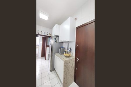 Apartamento à venda com 132m², 3 quartos e 3 vagas Apartamento à venda com 132m², 3 quartos e 3 vagasCozinha