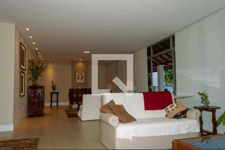 Apartamento à venda com 5 quartos, 300m² em Barra da Tijuca, Rio de Janeiro