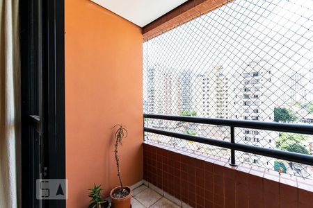 Sacada de apartamento para alugar com 3 quartos, 74m² em Chácara Inglesa, São Paulo