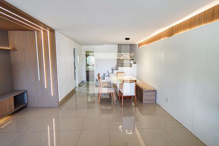 sala de casa de condomínio para alugar com 4 quartos, 220m² em Freguesia (jacarepaguá), Rio de Janeiro