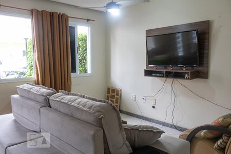 Sala de casa de condomínio à venda com 3 quartos, 150m² em Pechincha, Rio de Janeiro