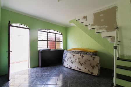 Casa para alugar com 210m², 3 quartos e 2 vagasSala