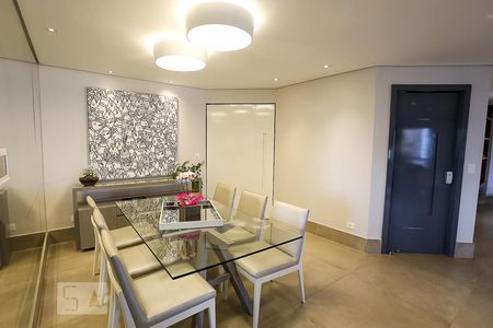 sala  de apartamento à venda com 4 quartos, 190m² em Vila Suzana, São Paulo