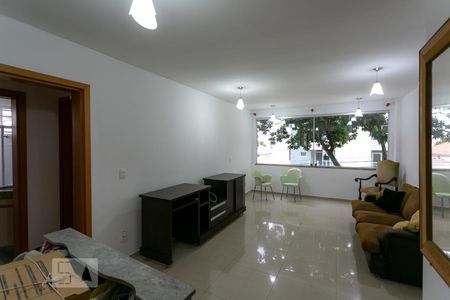 Sala de apartamento para alugar com 3 quartos, 130m² em Esplanada, Belo Horizonte