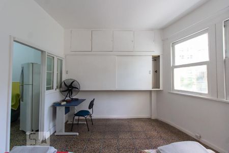 Quarto de kitnet/studio para alugar com 1 quarto, 38m² em Centro, Rio de Janeiro