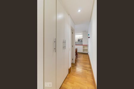 Corredor - Armário de apartamento para alugar com 2 quartos, 54m² em Bela Vista, São Paulo