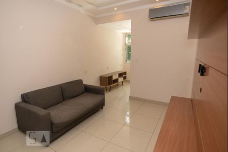 Sala de apartamento para alugar com 2 quartos, 58m² em Laranjeiras, Rio de Janeiro