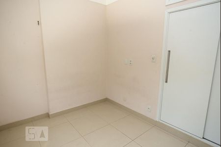 Quarto 1 de apartamento para alugar com 2 quartos, 58m² em Laranjeiras, Rio de Janeiro