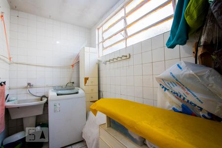 Casa à venda com 140m², 3 quartos e 1 vaga Casa à venda com 140m², 3 quartos e 1 vagaÁrea de serviço