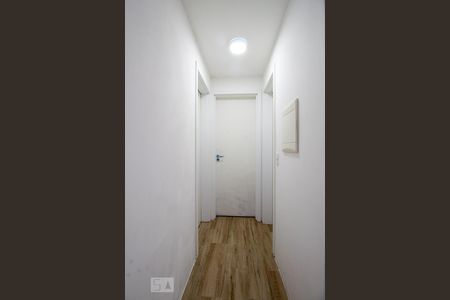 Corredor de apartamento para alugar com 2 quartos, 152m² em Vila Nova, Porto Alegre