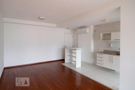 Sala de apartamento para alugar com 2 quartos, 74m² em Vila Cordeiro, São Paulo