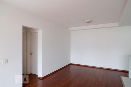 Sala de apartamento para alugar com 2 quartos, 74m² em Vila Cordeiro, São Paulo