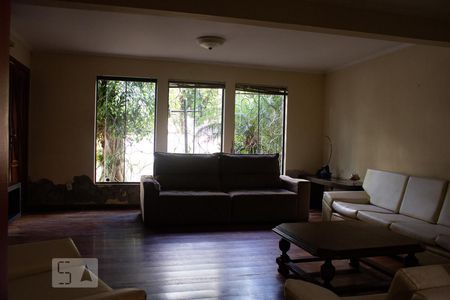 Sala de casa à venda com 3 quartos, 400m² em Nossa Senhora das Gracas, Canoas