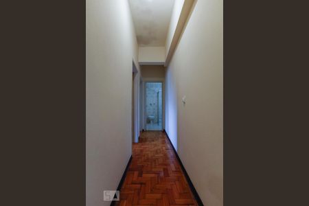 Corredor de apartamento para alugar com 2 quartos, 90m² em Santa Cecília, São Paulo