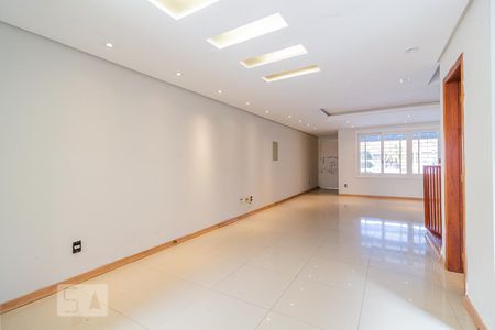 Sala de casa à venda com 3 quartos, 206m² em Cavalhada, Porto Alegre