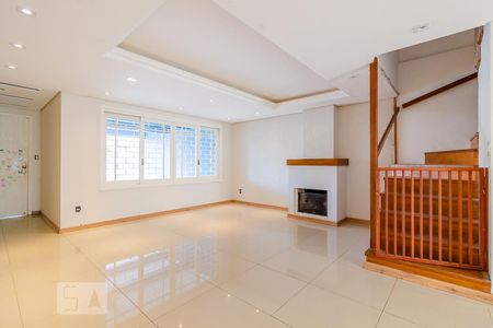 Sala de casa à venda com 3 quartos, 206m² em Cavalhada, Porto Alegre