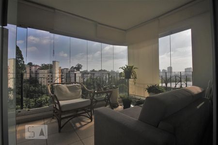 Varanda de apartamento para alugar com 3 quartos, 117m² em Paraíso do Morumbi, São Paulo