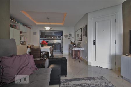 Sala de apartamento para alugar com 3 quartos, 117m² em Paraíso do Morumbi, São Paulo