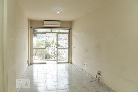 Sala de apartamento à venda com 2 quartos, 60m² em Engenho de Dentro, Rio de Janeiro