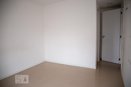 Quarto de apartamento à venda com 3 quartos, 140m² em Centro, Diadema
