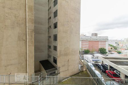 Vista  de kitnet/studio para alugar com 1 quarto, 34m² em Aclimação, São Paulo