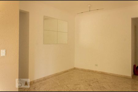 Sala de apartamento à venda com 3 quartos, 68m² em Vila Isa, São Paulo