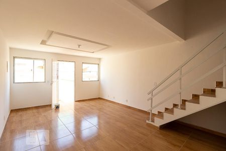 Sala de casa para alugar com 2 quartos, 64m² em Campo Grande, Rio de Janeiro