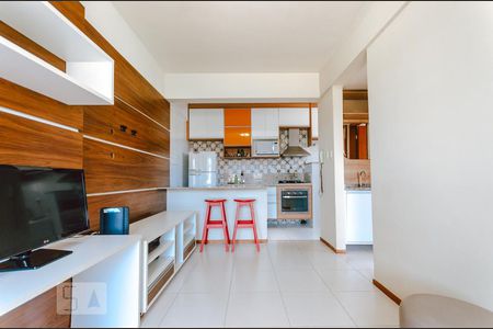 Sala de apartamento para alugar com 1 quarto, 35m² em Acupe de Brotas, Salvador