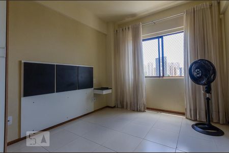 Quarto de apartamento para alugar com 1 quarto, 35m² em Acupe de Brotas, Salvador