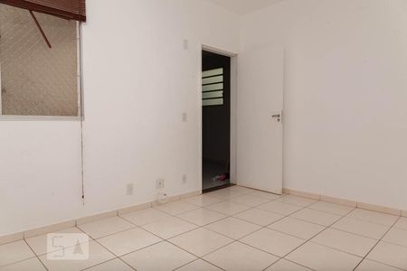 Sala de apartamento para alugar com 2 quartos, 45m² em Gávea, Uberlândia