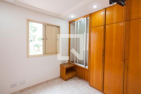 Suíte de apartamento para alugar com 3 quartos, 70m² em Saraiva, Uberlândia