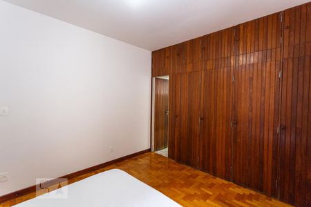 Suíte de apartamento para alugar com 5 quartos, 180m² em Funcionários, Belo Horizonte