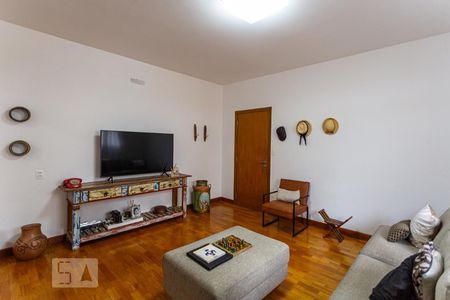 Sala 1 de apartamento para alugar com 5 quartos, 180m² em Funcionários, Belo Horizonte