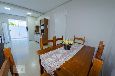 Sala de apartamento para alugar com 2 quartos, 58m² em Ingleses do Rio Vermelho, Florianópolis