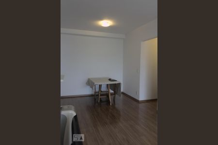 Sala de apartamento para alugar com 2 quartos, 72m² em Vila Romana, São Paulo