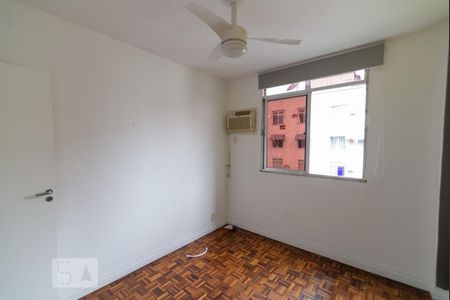 Quarto 1 de apartamento para alugar com 2 quartos, 53m² em Vila Isabel, Rio de Janeiro