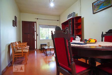 Sala de casa para alugar com 3 quartos, 130m² em Cristo Redentor, Porto Alegre