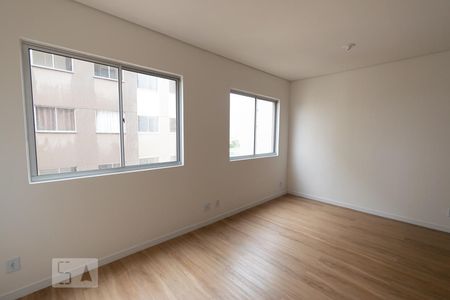 Quarto de kitnet/studio para alugar com 1 quarto, 33m² em Samambaia Sul (samambaia), Brasília