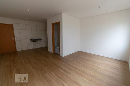 Quarto de kitnet/studio para alugar com 1 quarto, 33m² em Samambaia Sul (samambaia), Brasília