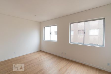 Quarto de kitnet/studio para alugar com 1 quarto, 33m² em Samambaia Sul (samambaia), Brasília