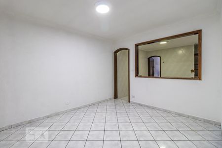 Casa à venda com 105m², 3 quartos e 2 vagasSala