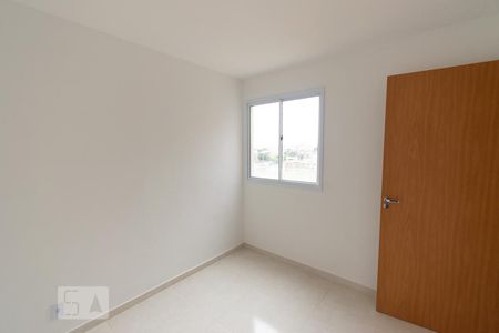 Quarto 2 de apartamento para alugar com 2 quartos, 46m² em Samambaia Sul (samambaia) , Brasília